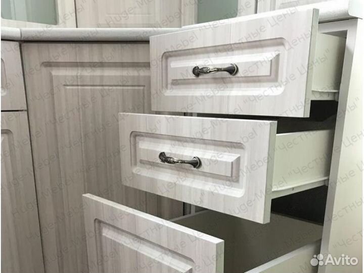 Новая кухня. Цена за кухонный гарнитур на фото