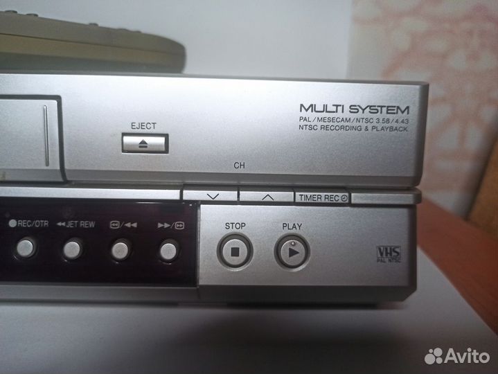 Видеомагнитофон Panasonic NV-MV20