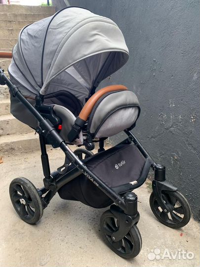 Коляска tuttis