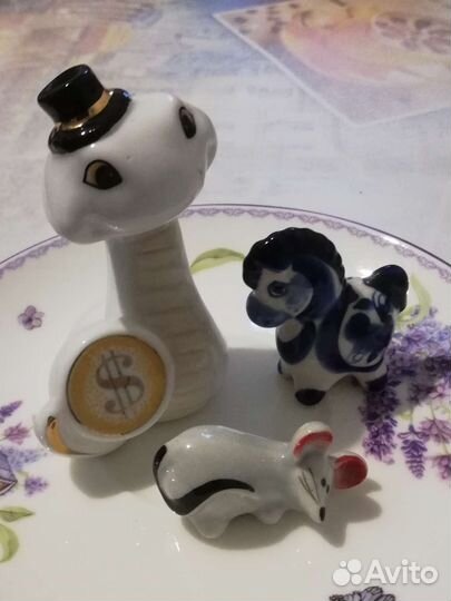 Статуэтки фигурки гжель