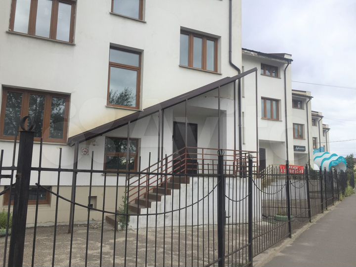 Свободного назначения, 100 м²