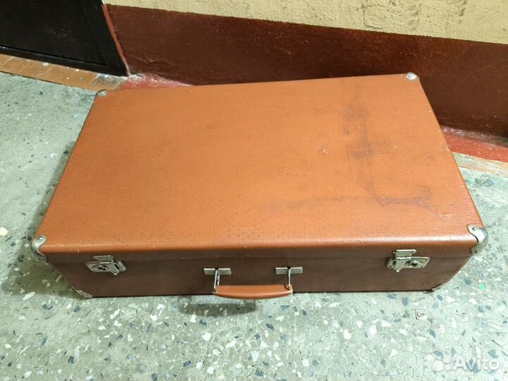 Топовый чемодан СССР (Усть-Ижорск), большой