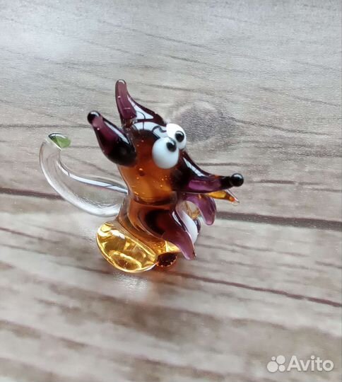 Коллекционные фигурки из стекла