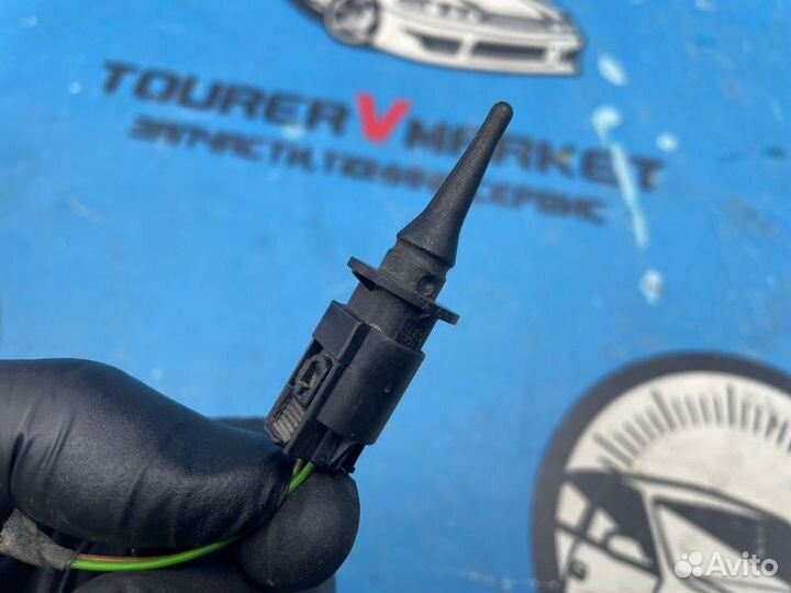 Датчик температуры Mercedes-Benz C-Class WDD205