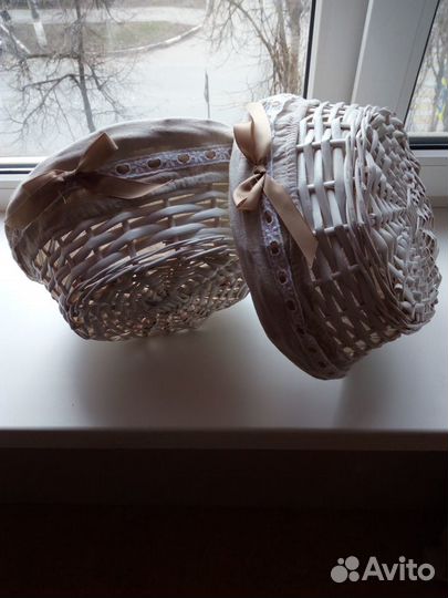 Корзина плетенная для подарков или фруктовв