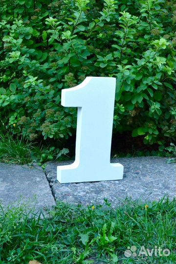 Объемная цифра 1