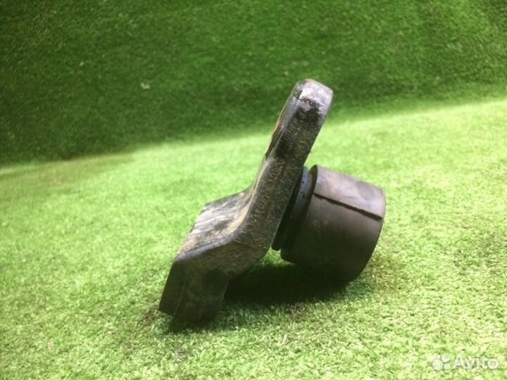 Кронштейн передний Hyundai Ix35 LM 2.0 2014