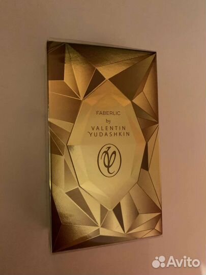 Парфюмерная вода Faberlic Valentin Yudashkin