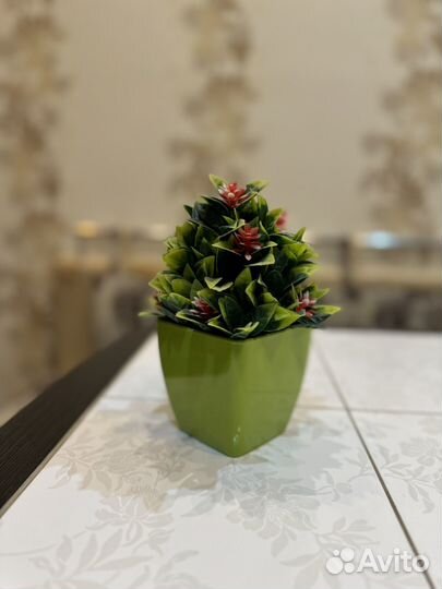 Исскусственный цветок