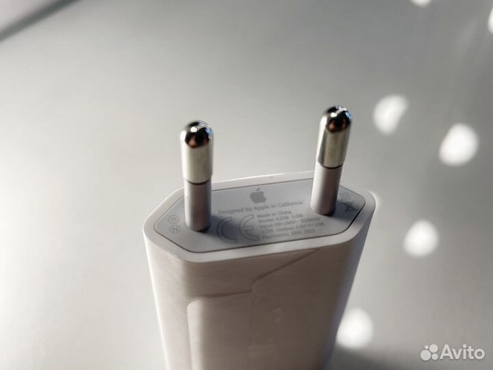 Блок питания 1A Apple / новый, оригинал