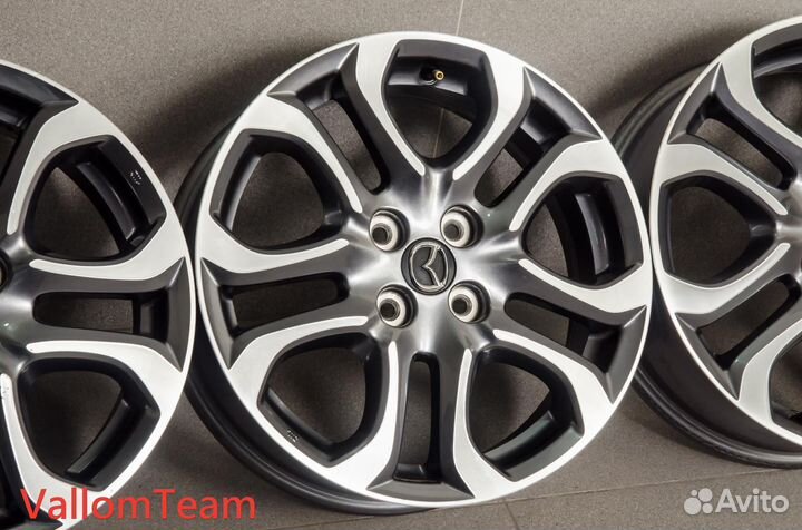 Лот UP30667141 Оригинальные 16-е диски mazda