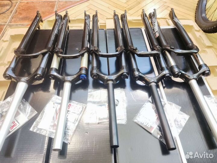 Вилки RockShox 29