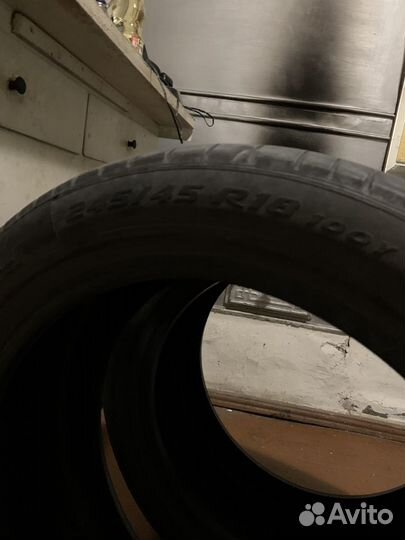 Pirelli P Zero 245/45 R18