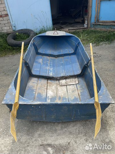 Лодка Малютка-2