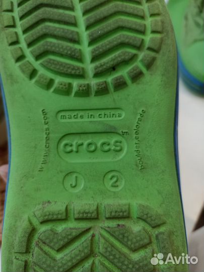 Crocs j2. Дефекты на голенище, в цене учтено