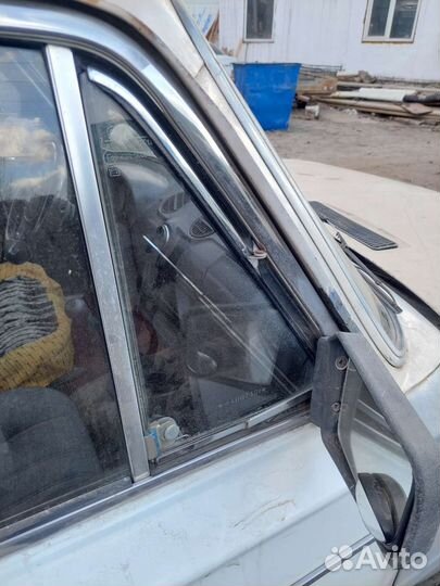 Форточка передняя правая ваз-2106