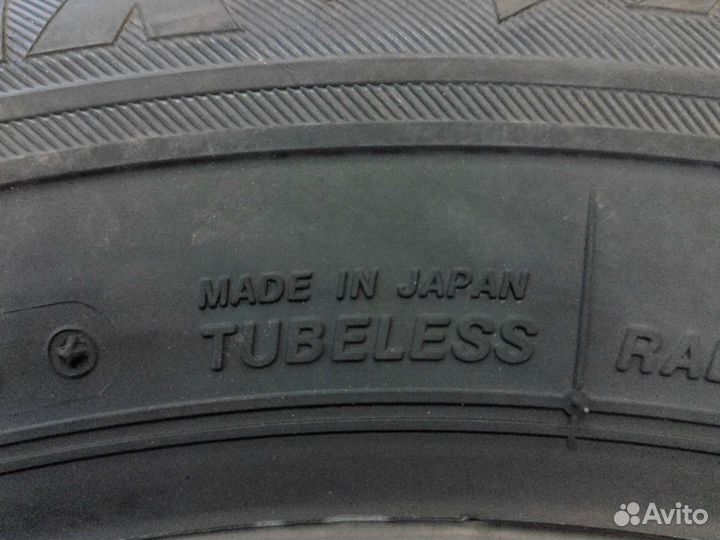 Bridgestone Blizzak VRX 205/60 R16 92S