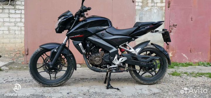 Bajaj pulsar 200 ns