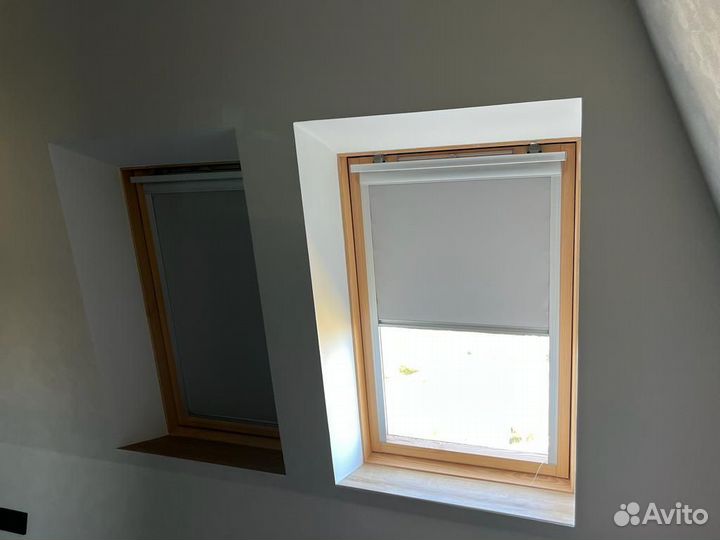 Мансардные рулонные шторы на пружине