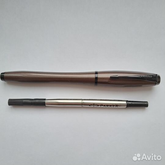 Металлическая ручка-роллер Parker Urban Premium