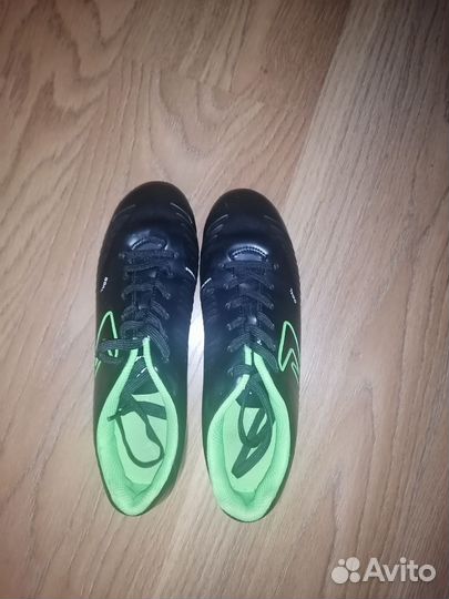 Футбольные бутсы demix