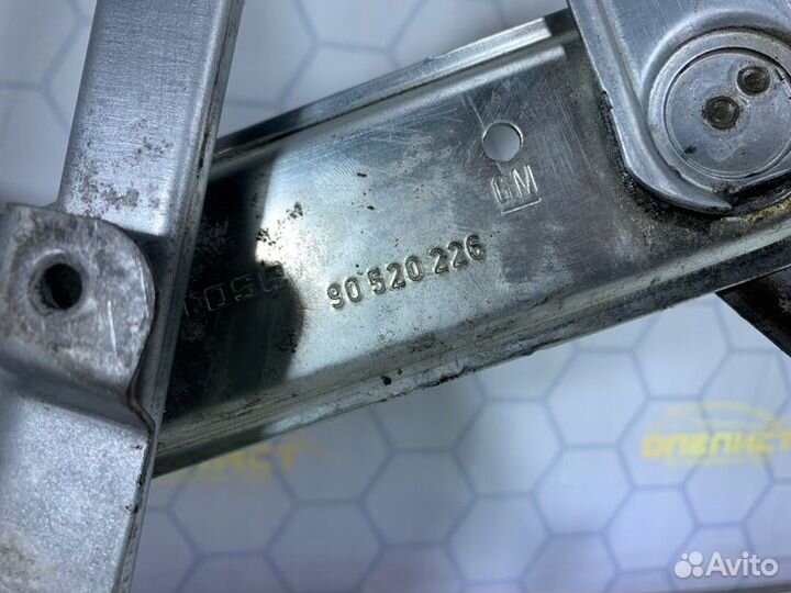 Стеклоподъемник передний правый Opel Vectra B 1996