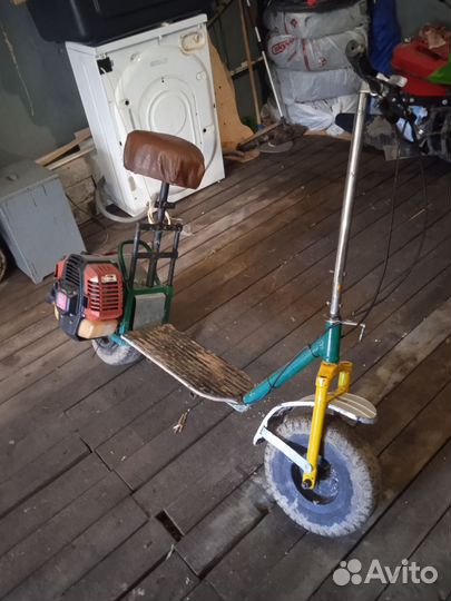 Бензиновый самокат