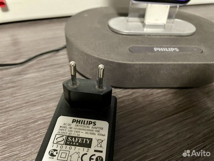 Док станция для iPhone 4