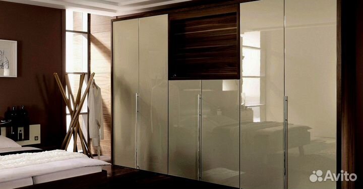 Шкаф распашной