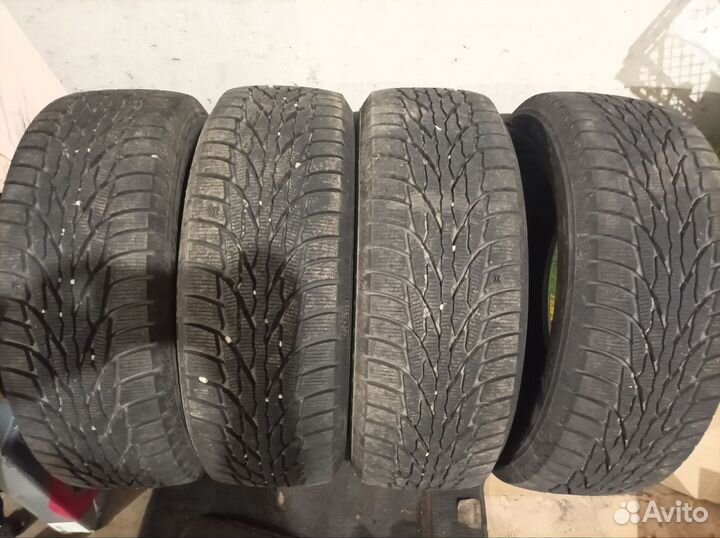 Kumho WinterCraft SUV Ice WS51 235/55 R19 105T