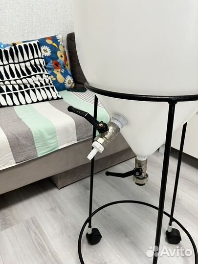 Цкт Ферментатор конусный с краном отбора и переход