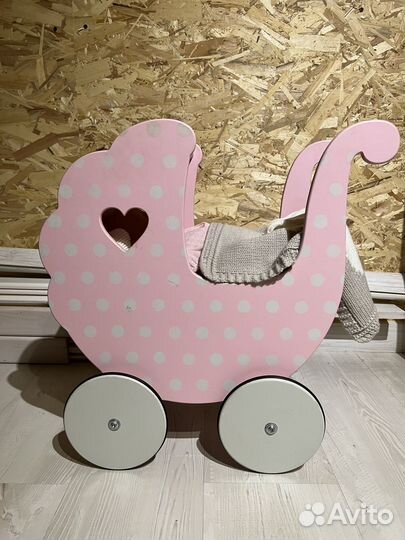 Коляска для кукол