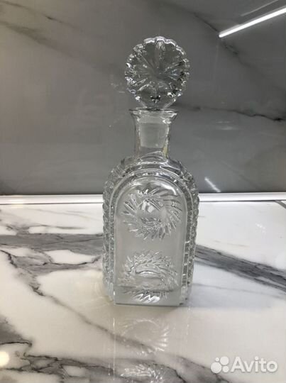 Графин хрустальный