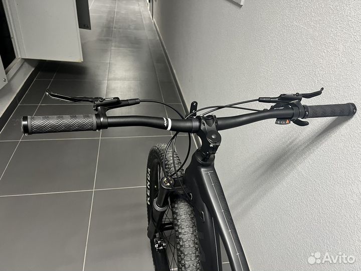 Горный велосипед welt freedom plus 27 (18 рама)