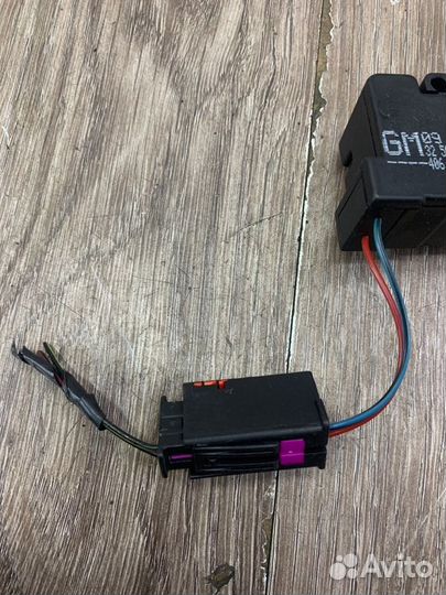 Активатор замка крышки багажника задний Opel Corsa