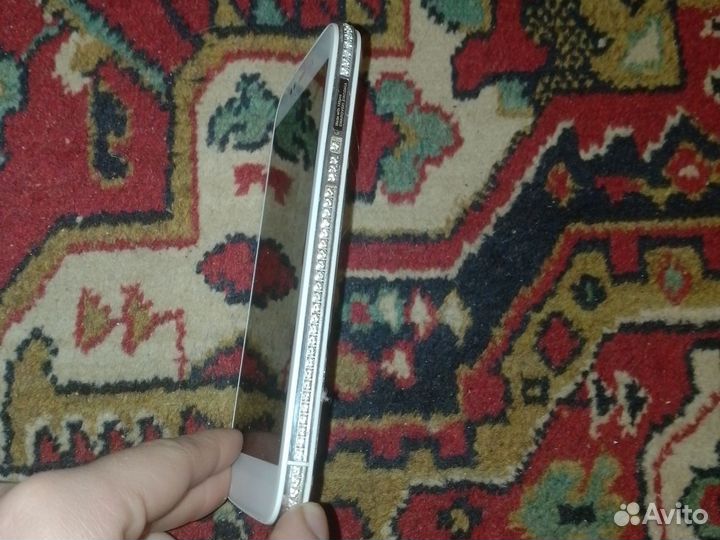 SUGAR Swarovski, 2/16 ГБ