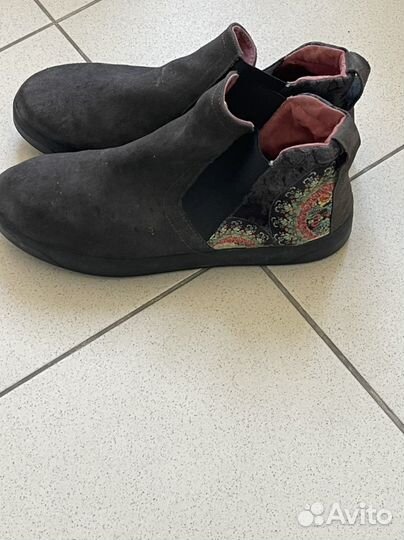 Женские челси 41 Desigual