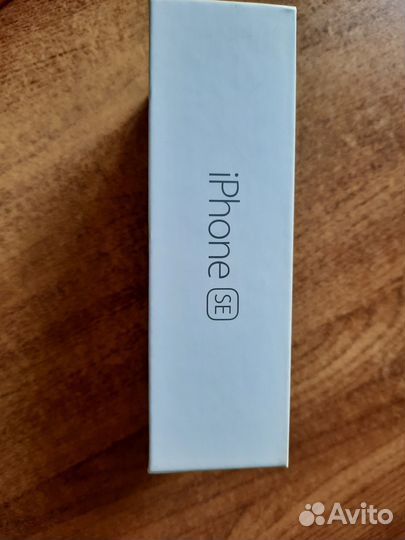 Коробка для iPhone SE модель А 1723