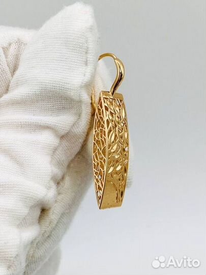 Золотые серьги