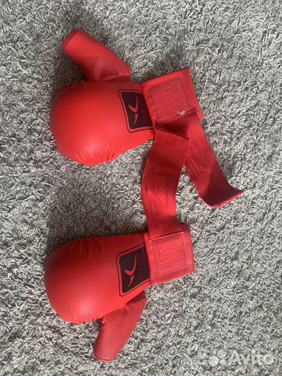 Боксерские перчатки