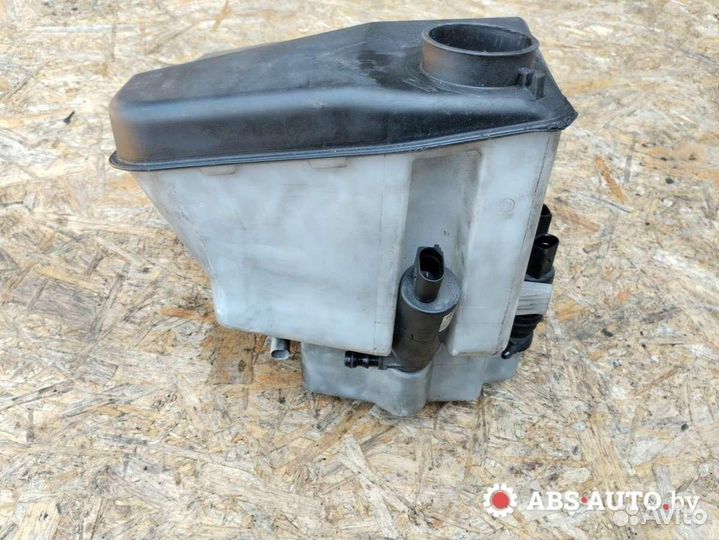 Бачок омывателя BMW X5 E53 рест. 2005 61678252738