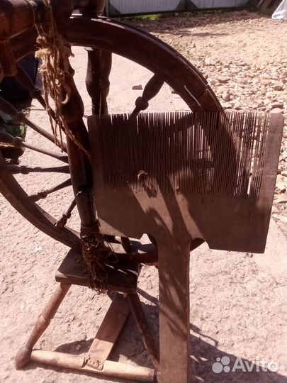 Прялка деревянная старинная