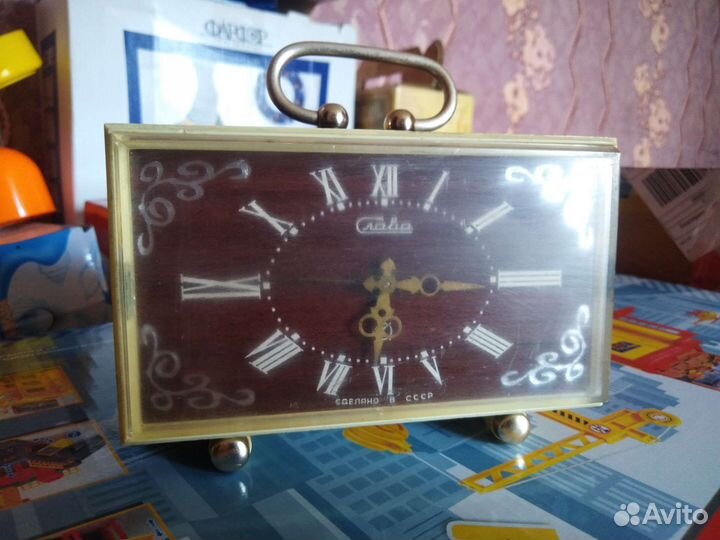 Часы настольные слава СССР