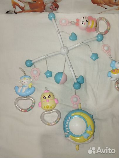 Мобиль музыкальный для детской кроватки(3 блока)