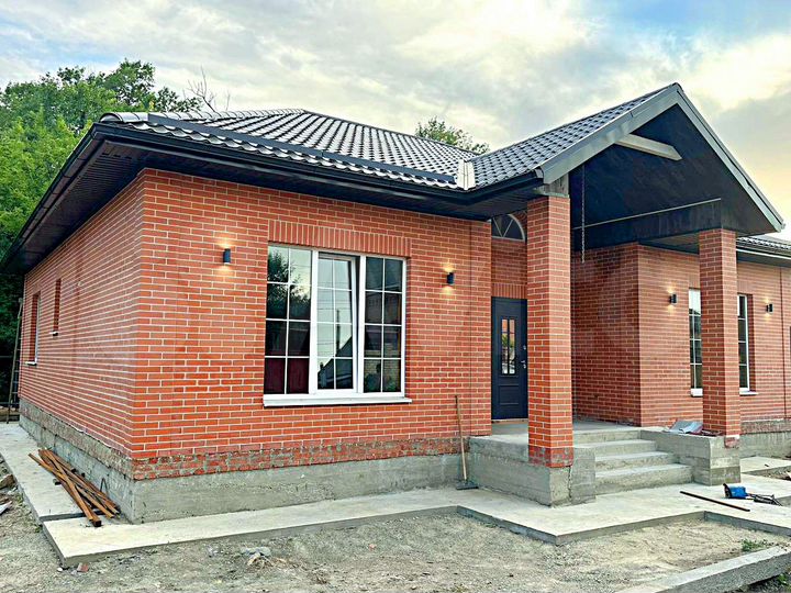 Дом 140 м² на участке 6 сот.