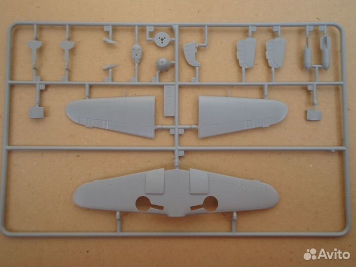 Сборная модель самолета ME BF-109-G6, 1/43