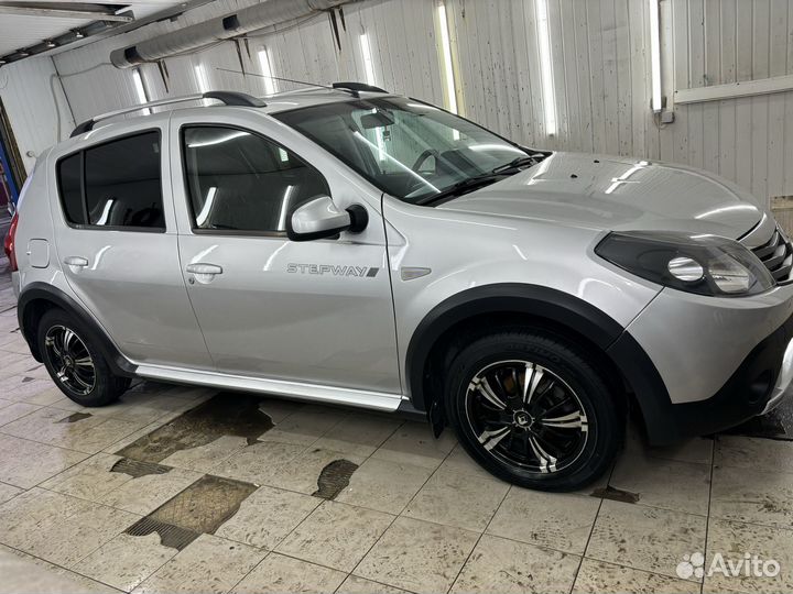 Renault Sandero Stepway 1.6 МТ, 2014, 181 500 км
