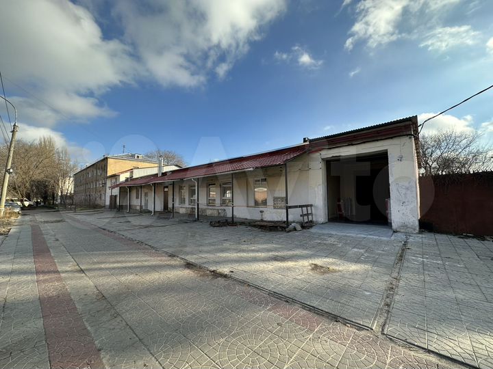 Склад, 300 м²