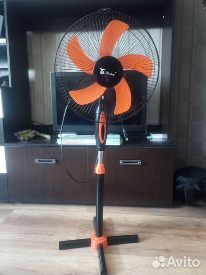 Вентилятор напольный бу