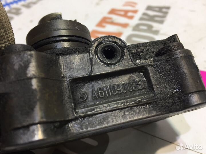 Мерседес E-Класс Насос подкачки топлива